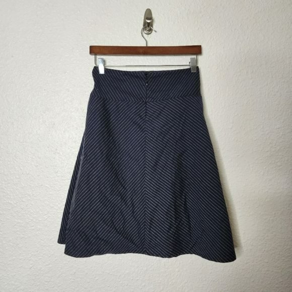 Betabrand Work-It Skort Navy Blue with Stripes Women's Size XS - Picture 4 of 6